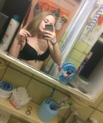 Живу в Москве и предлагаю тебе незабываемые моменты нашей встречи. Я готова погрузить тебя в мир страсти и наслаждения. 💋
У меня широкий спектр услуг, которые будут удовлетворять все твои сексуальные фантазии. С виду нежная, я скрываю в себе горячую страстную львицу, которая готова исполнять твои самые смелые желания. 😈
Мои длинные ножки, округлые формы, искренняя улыбка и сексуальная энергия не оставят тебя равнодушным. Забудь о повседневных заботах и открой для себя новые грани наслаждения в обществе такой как я. 💃
В моём портфолио ты найдешь фото, которые сделаны мной лично. Все отзывы о моих услугах только положительные и подтверждают мою опытность и профессионализм. Доверься моим магическим рукам и позволь себе почувствовать настоящую страсть. 🔥💫
Буду рада услышать от тебя и воплотить твои самые сокровенные желания в реальность. Сделай шаг к искушению и свяжись со мной. Жду тебя в Москве, чтобы подарить тебе незабываемые мгновения релаксации и удовольствия. 💫 Полина